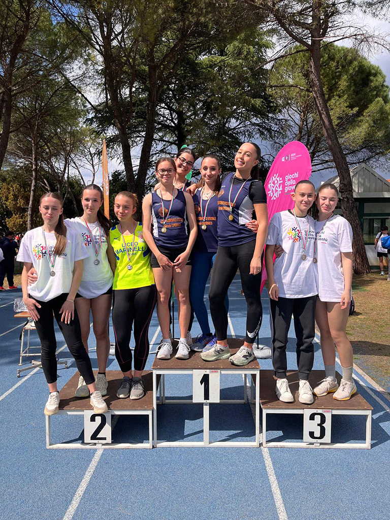 Staffetta_4x100_femminile_web2.jpg